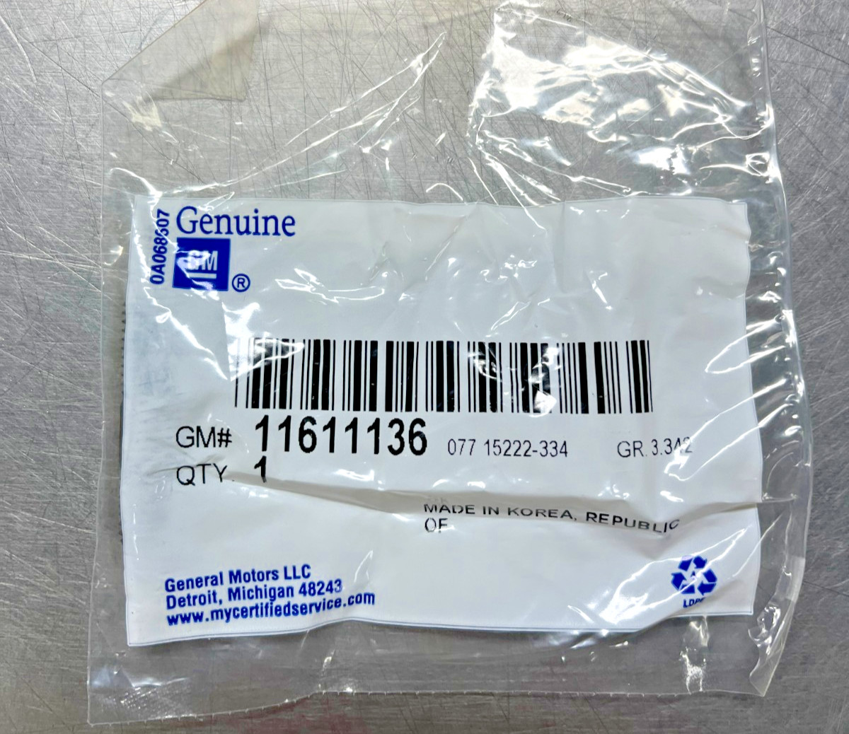 11611136   Genuine OEM  GM   STUD   1161-1136