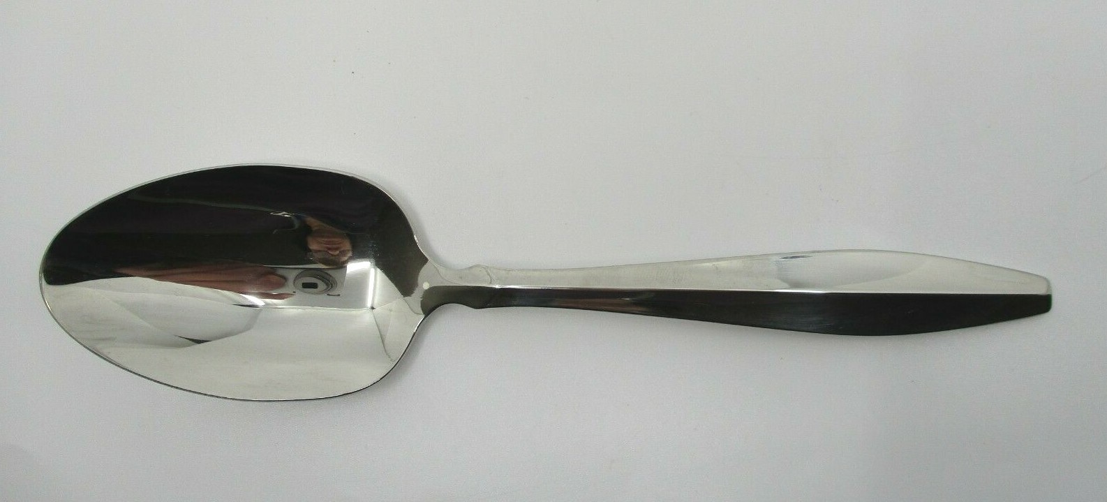ONEIDA STAINLESS FASCIA PLACE / OVAL SOUP SPOON  - 7 1/8"  03D