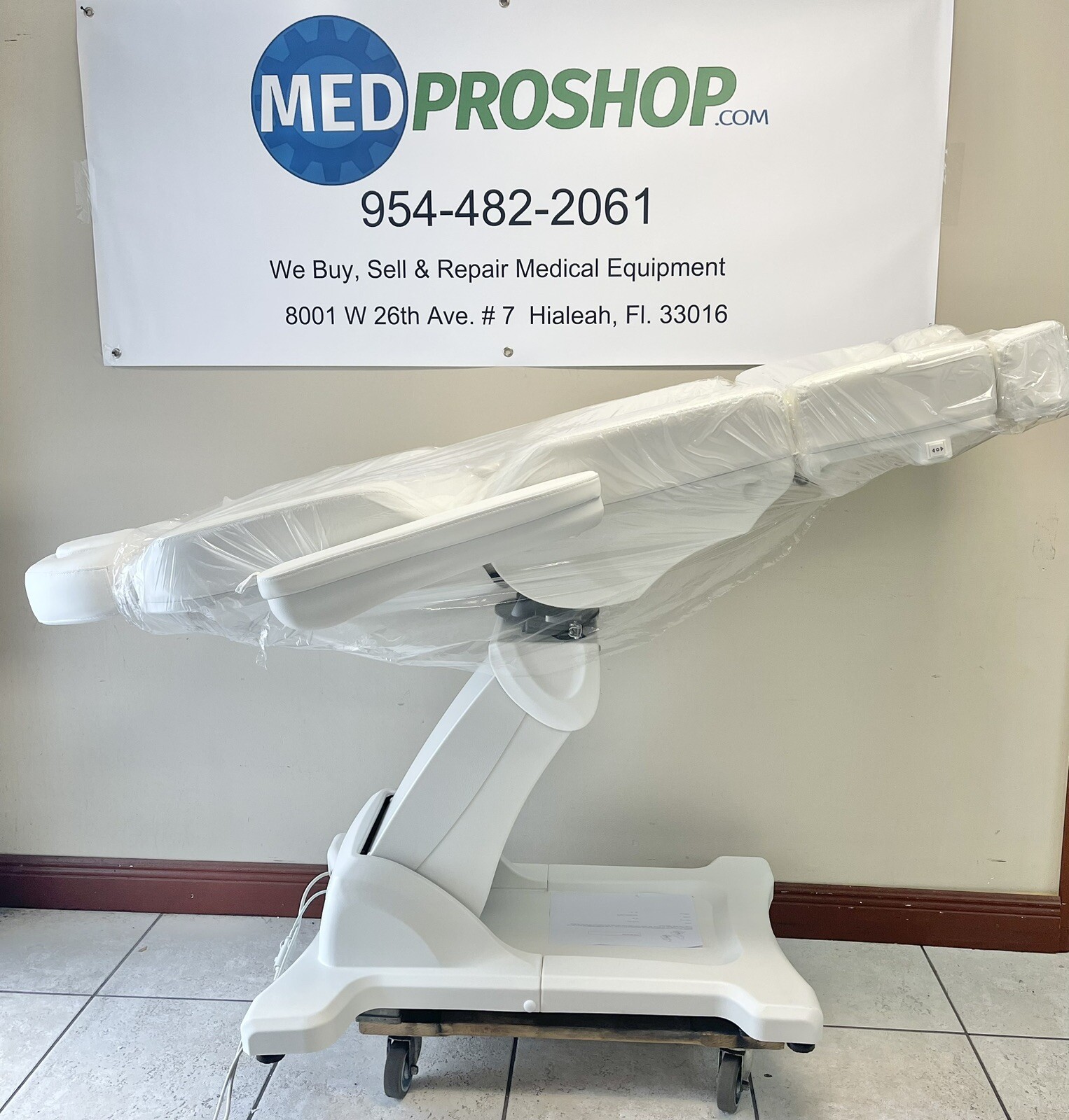 Med Spa Chair MPS 3000 Power Procedure Table - White