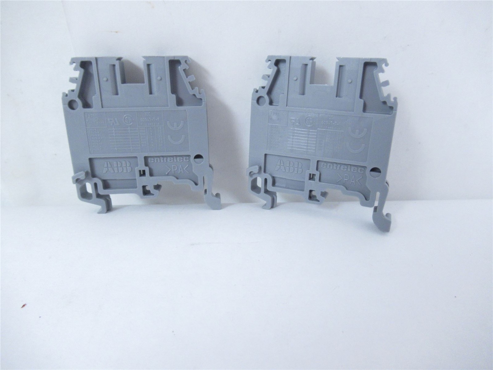 243905 New-No Box; ABB 60947-7-1 Lot-2 Terminal Block