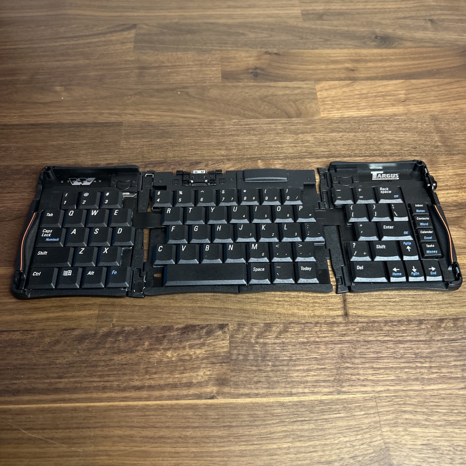 Vintage Targus Stowaway Folding Portable Keyboard Untested