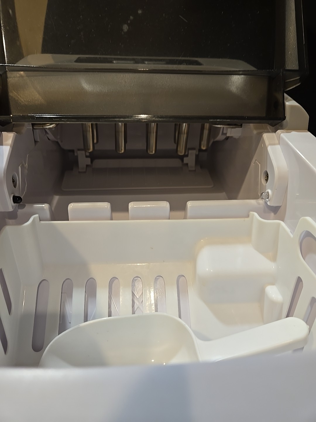 Kooler Things KT-Z6 Countertop Ice Maker Machine Self Cleaning - EXCELLENT