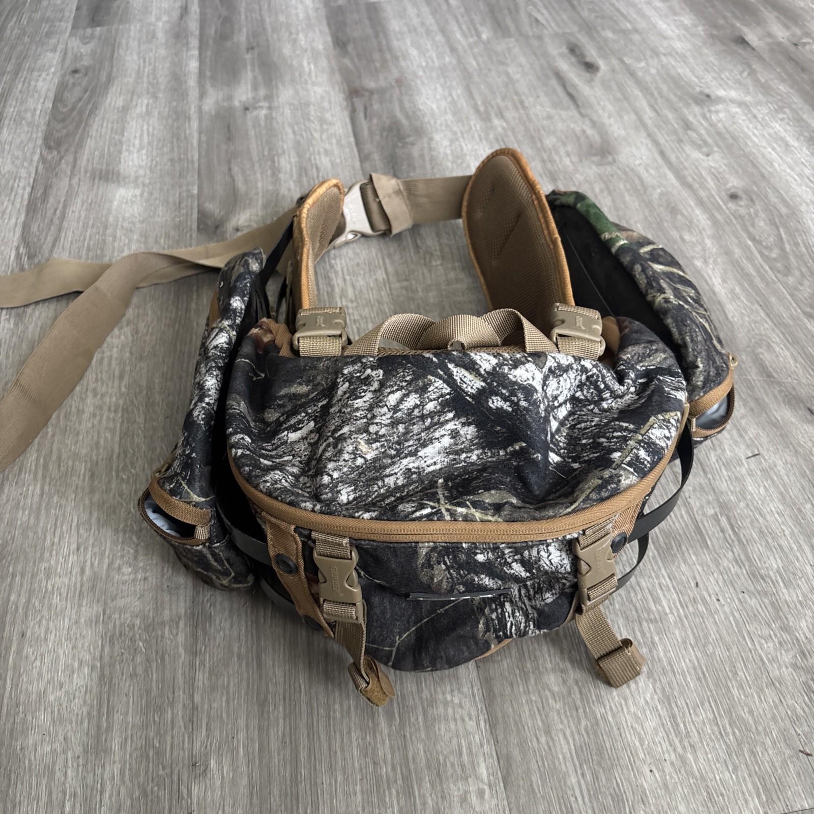 Gerber Quadrant Hunting Lower Waist Pack Section Adjustable Straps