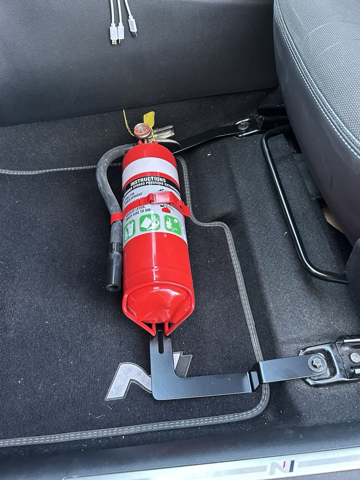 Suitable Hyundai i20N Fire Extinguisher Left side Holder Bracket
