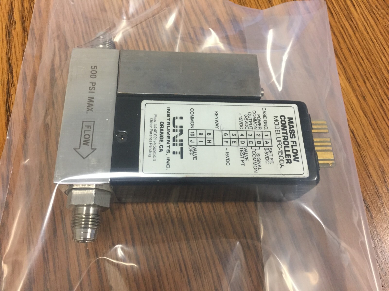 Unit Instruments UFC-1500A, Range 100 SCCM, Gas N2 500 PSI Mass Flow Controller