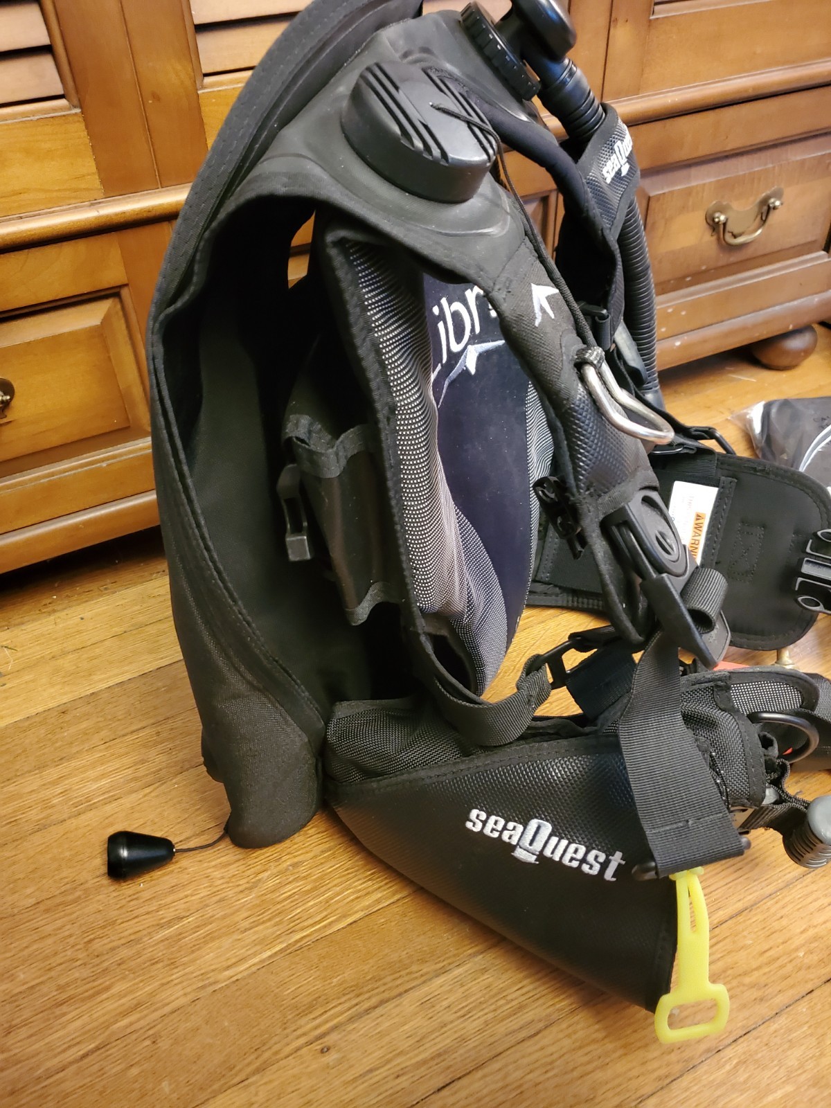 SeaQuest Libra BCD Buoyancy Control Device Size Small Scuba Diving Vest
