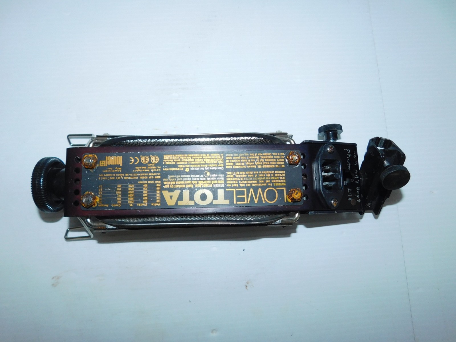 LOWEL TOTA LIGHT 800W (MIQ21)