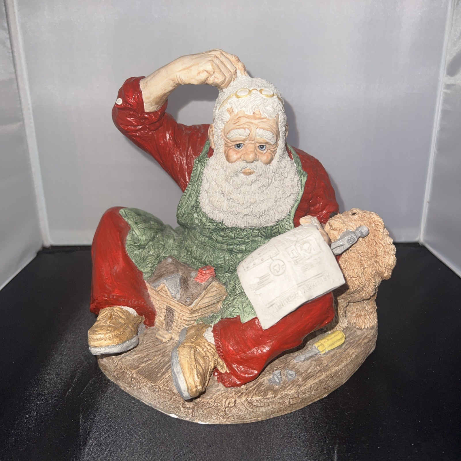 United Design Legend of Santa Claus Dog Assembly Required Sculpture VTG 1980s