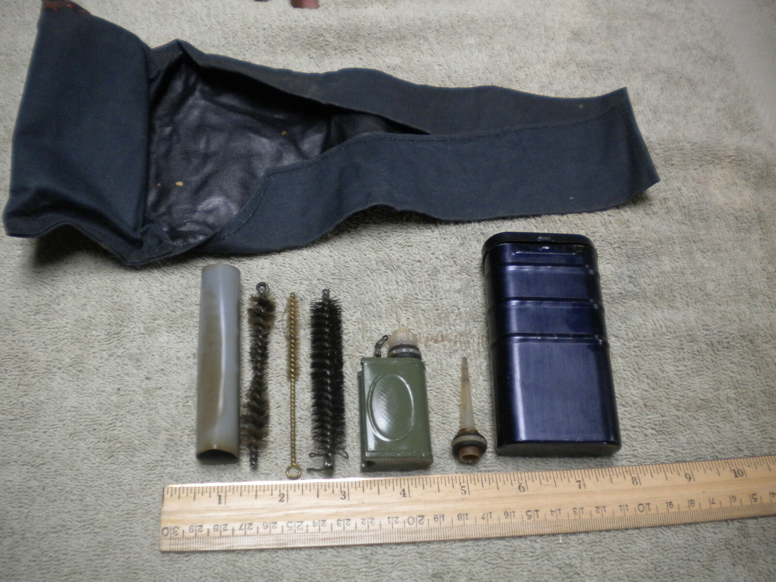 East European  Bolt Action Rifle And Other Rifles Cleaning kit,see pictures kit1