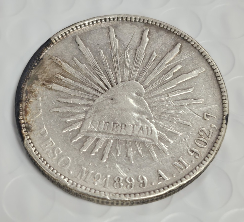 1899 MEXICAN SILVER Un Peso O237