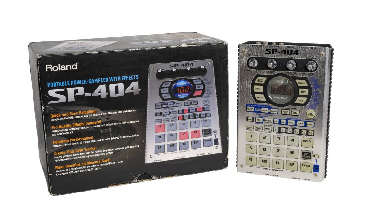 Roland SP-404 Compact Sampler Sampling Effector Sequencer #0005