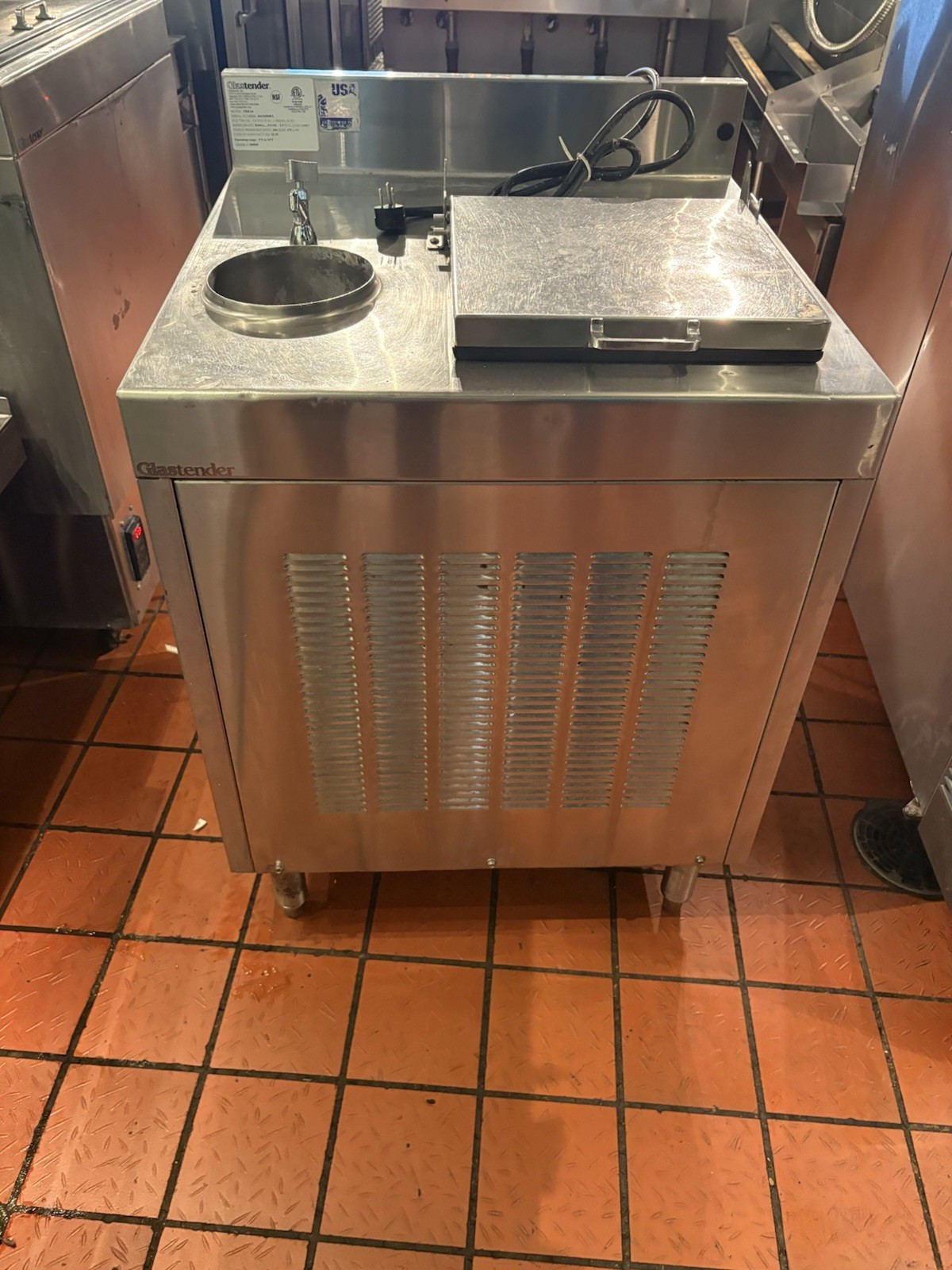 Glastender FRB24 24" x 24" Underbar Ice Cream Freezer