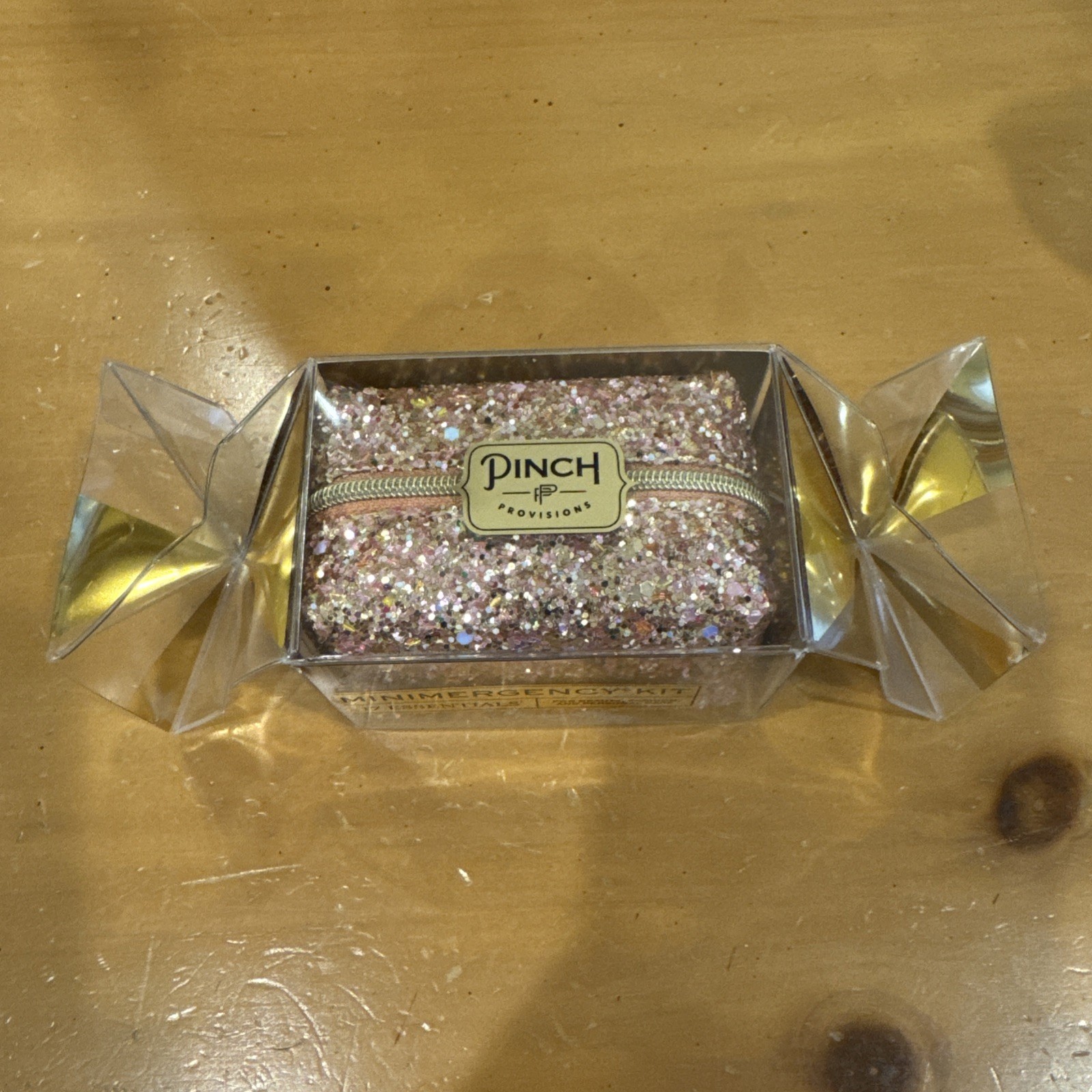 Pinch provisions Mini Emergency kit