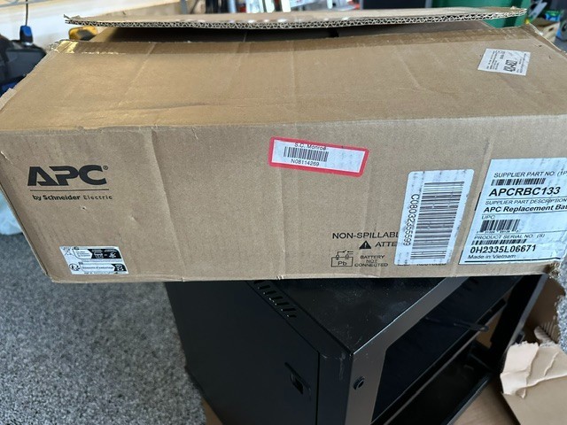 APC APCRBC133 UPS Replacement Battery Cartridge Open Box