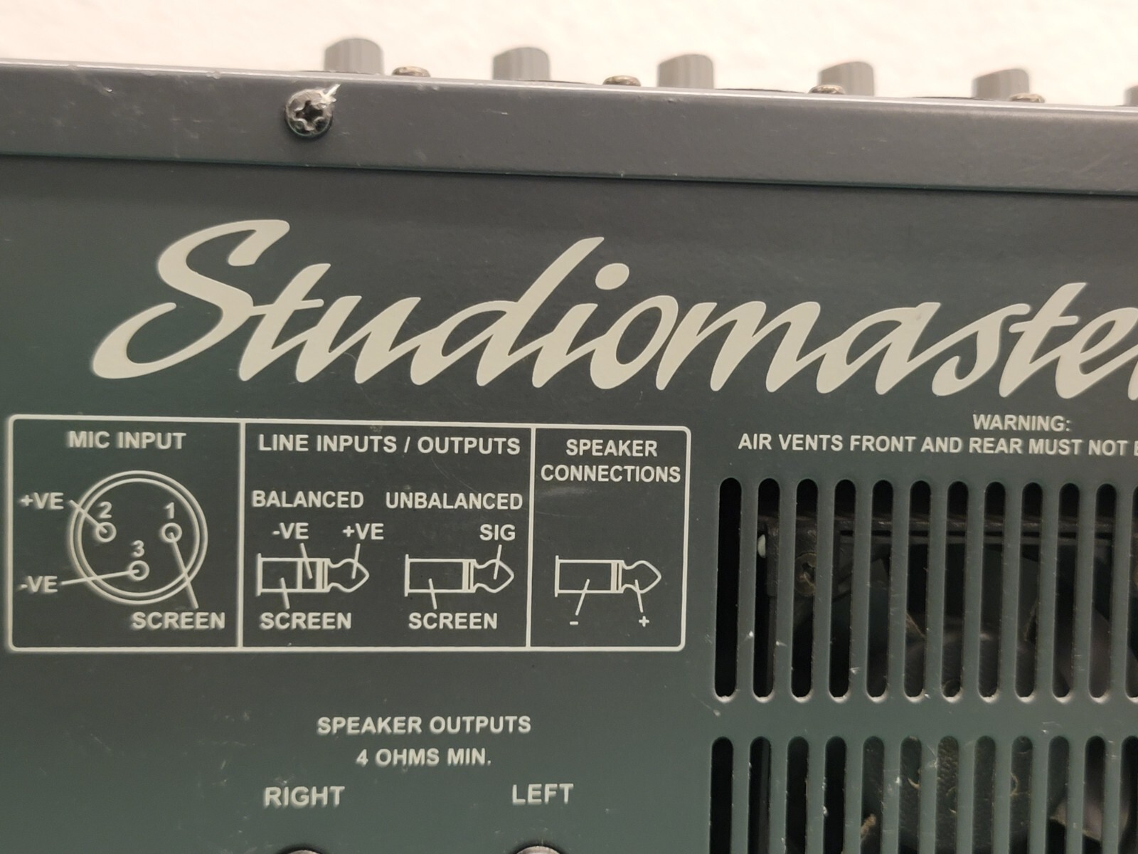 Studio Master P400 Powerpack Mixer. Fast Shipping!
