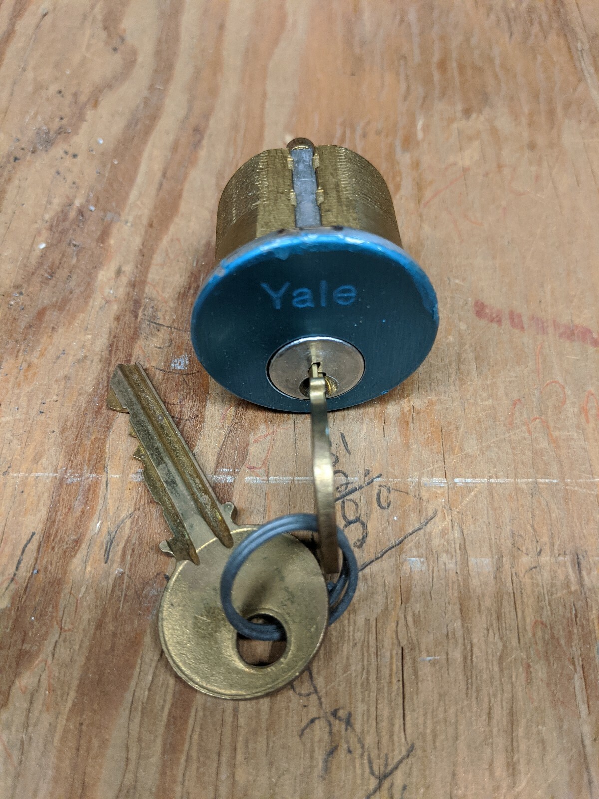 Yale PARA 2153-1 1/8" 6-pin Mortise Cylinder