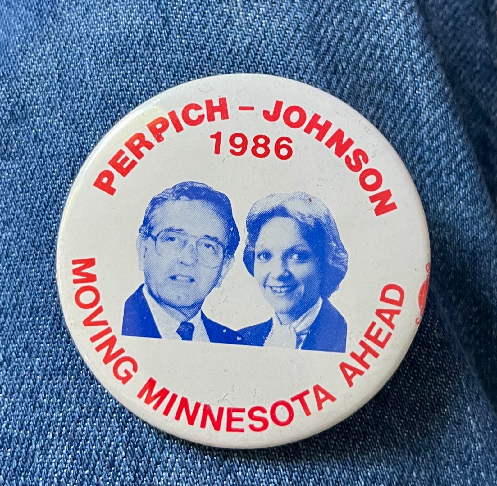 1986 Rudy Perpich Marlene Johnson For Minnesota Governor Moving Ahead 2 1/4" Cel