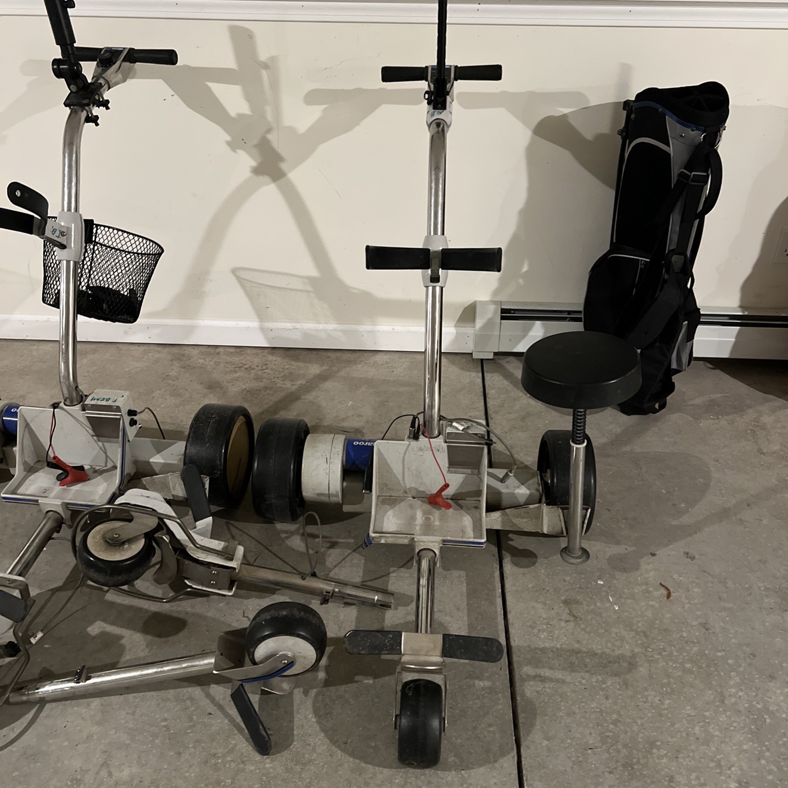 2 Kangaroo Hillcrest AB Motorized Golf Caddy / Cart W/ Remote & Other Accessory
