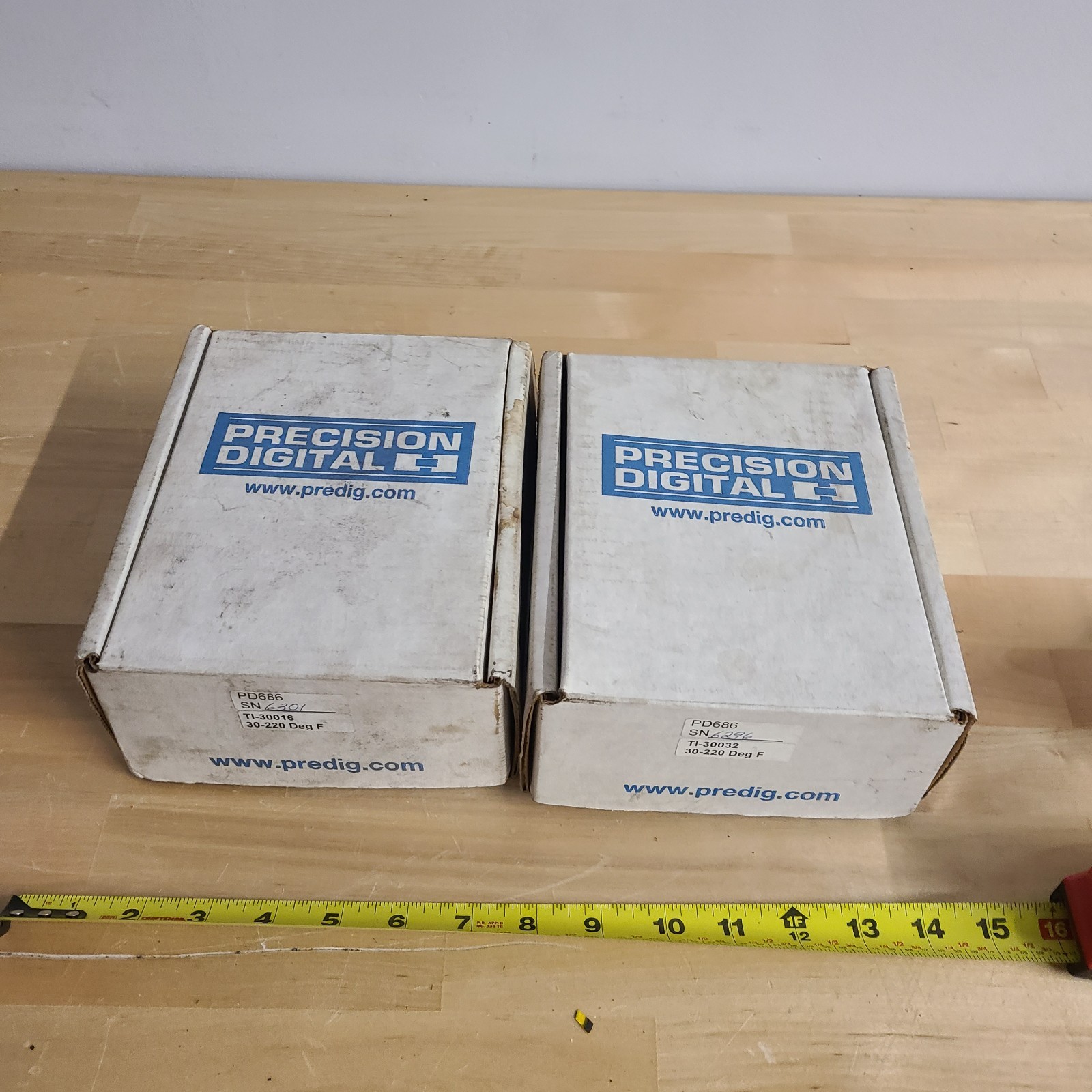 PD686 Loop-Powered NEMA 4X Intrinsically Safe & Nonincendive Digital Meter 30-22