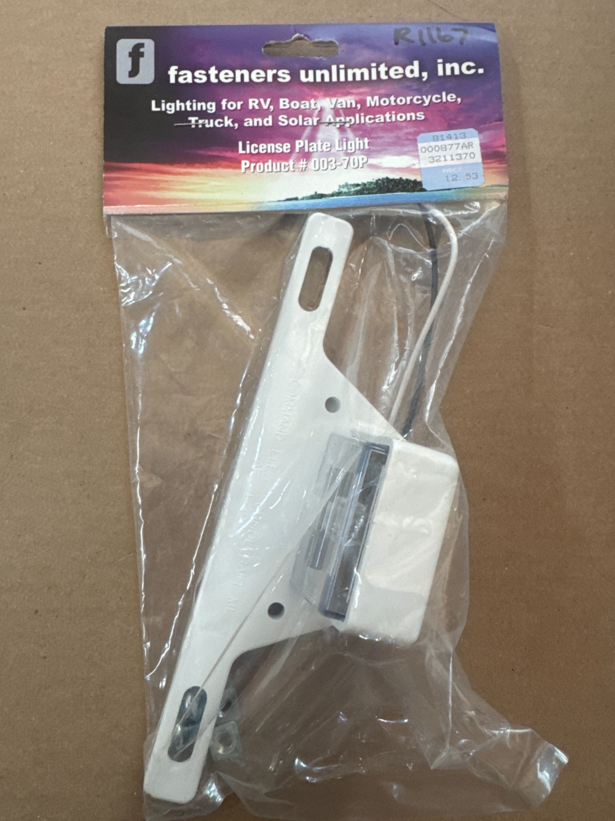 Fasteners Unlimited 003-70P License Plate Holder Light
