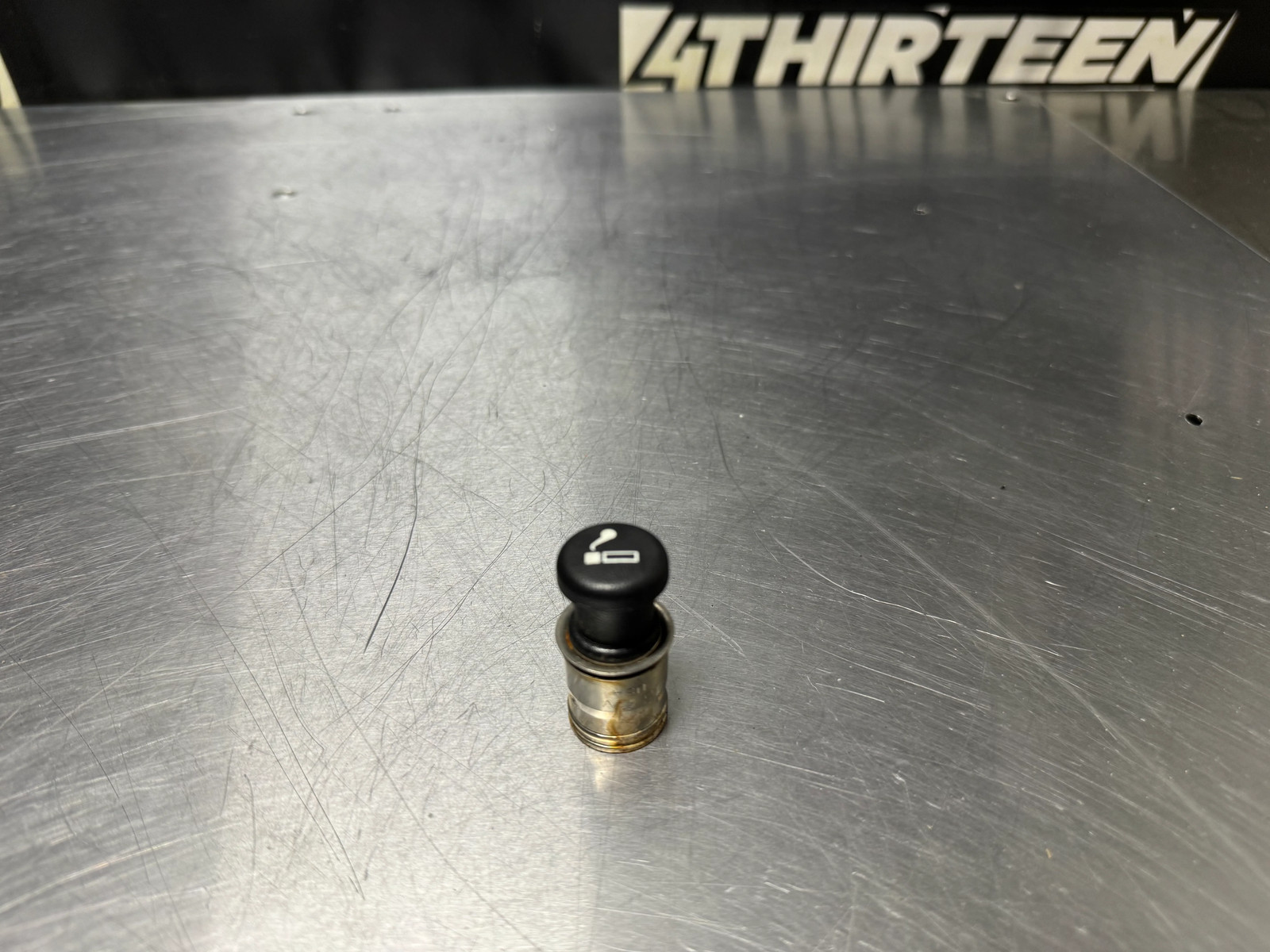 97-04 C5 CORVETTE CIGARETTE LIGHTER ELEMENT OEM #N162