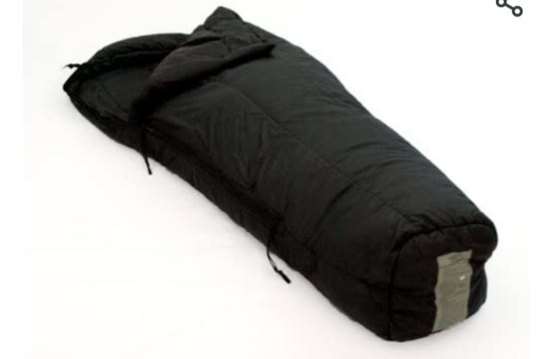 USGI Intermediate Cold Weather Sleeping Bag Black. Needs Draw String.