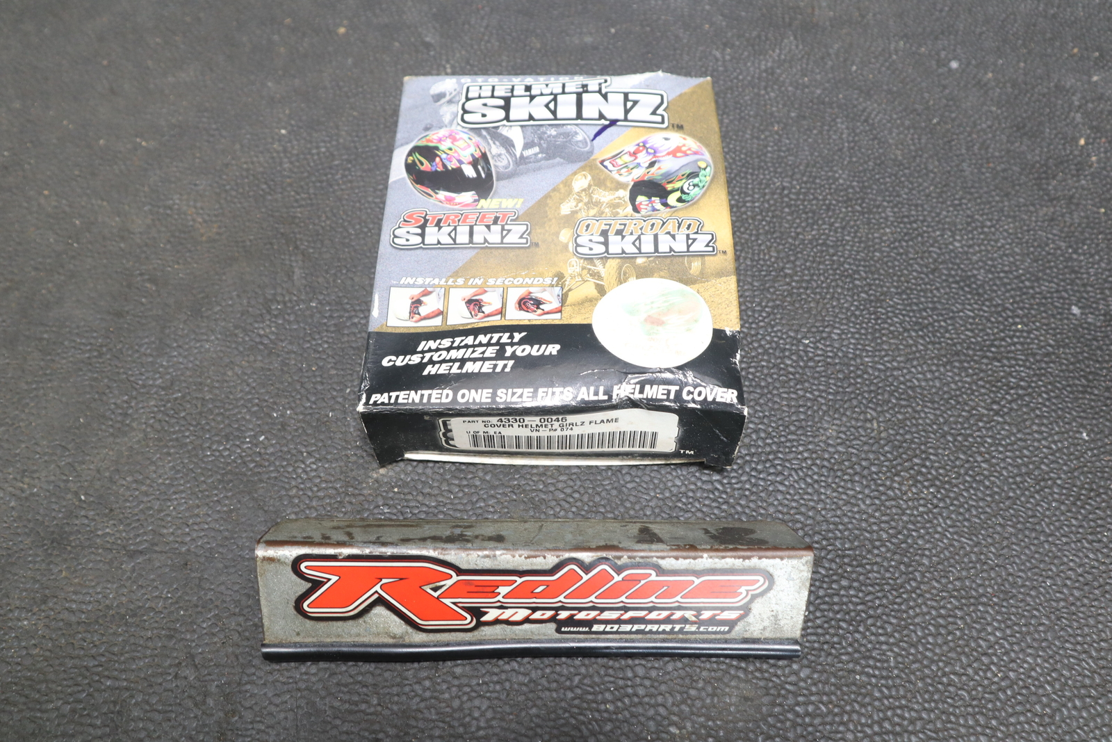 NOS - HELMET SKINZ GIRLZ FLAME HELMET COVER 4330-0046