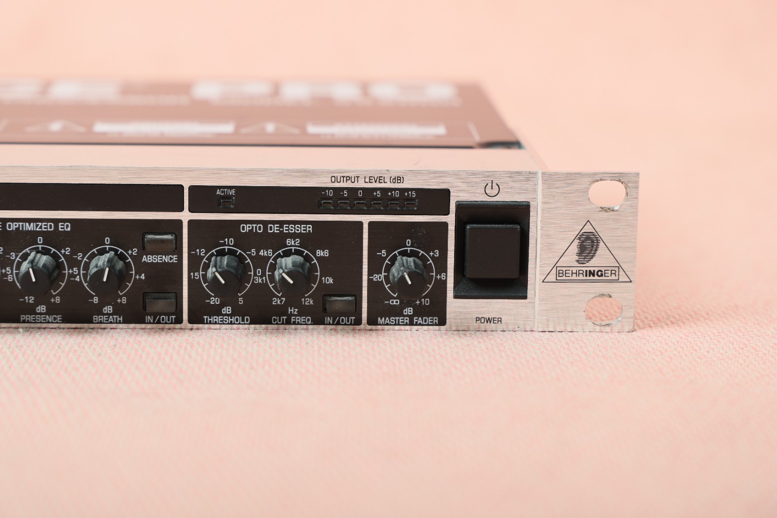Behringer VX2000 Ultra-Voice Pro Mic Preamp / Voice Processor - Tested