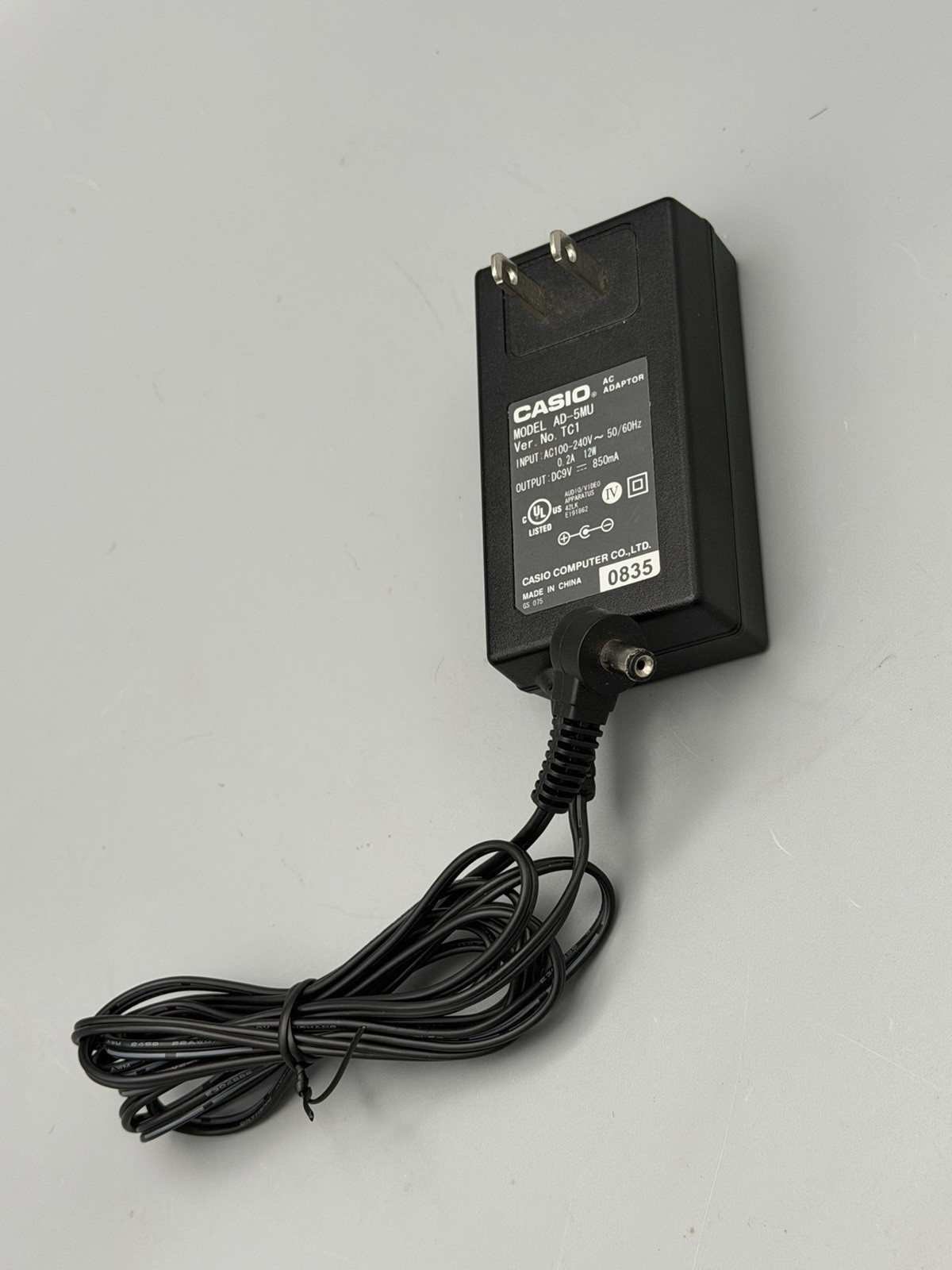 Casio AD-5MU Genuine Original OEM AC Adapter Power Supply 9V 850mA