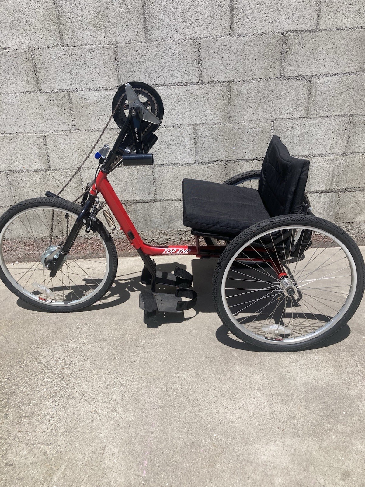 20” W Seat Invacare Top End Excelerator Handcycle 8-speed Adjustable