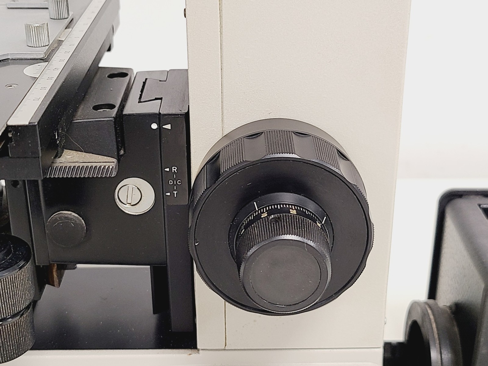 Nikon Optiphot Microscope w/ Microflex HFX-II & FX-35A Attachments