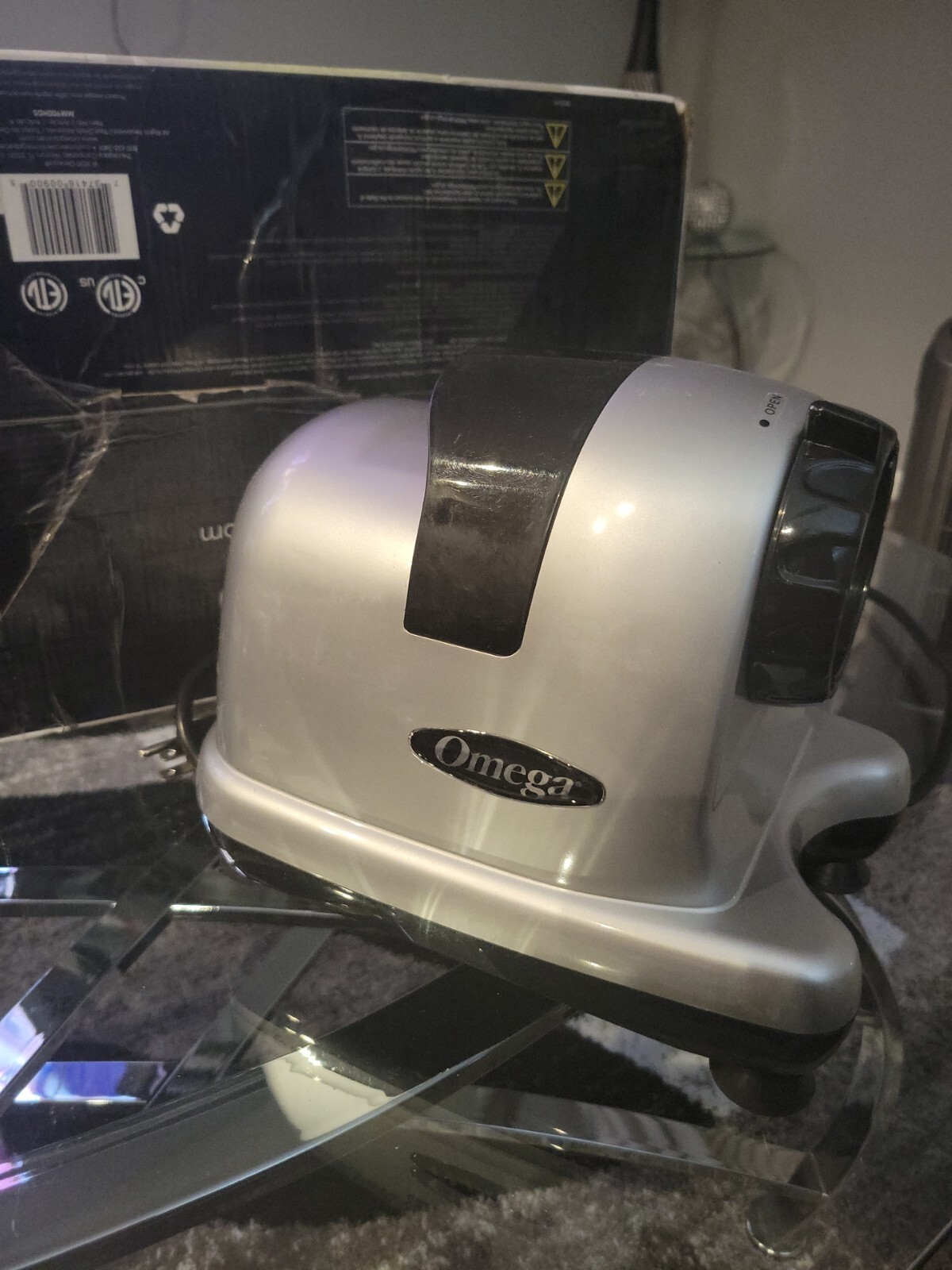 Omega MM900HDS Masticating Juicer ( BASE UNIT ONLY )
