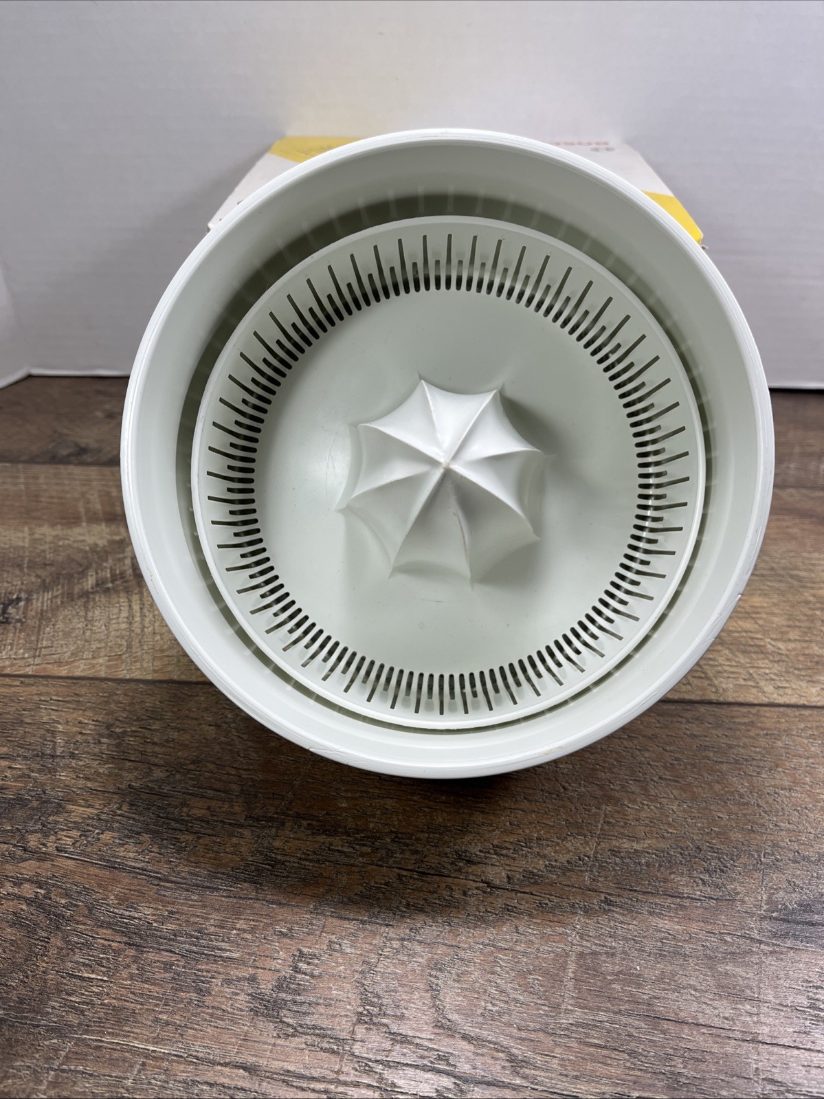 Bosch Citrus Fruit Squeezer - Citrus Fruit Press White Muz4zp1 Preowned