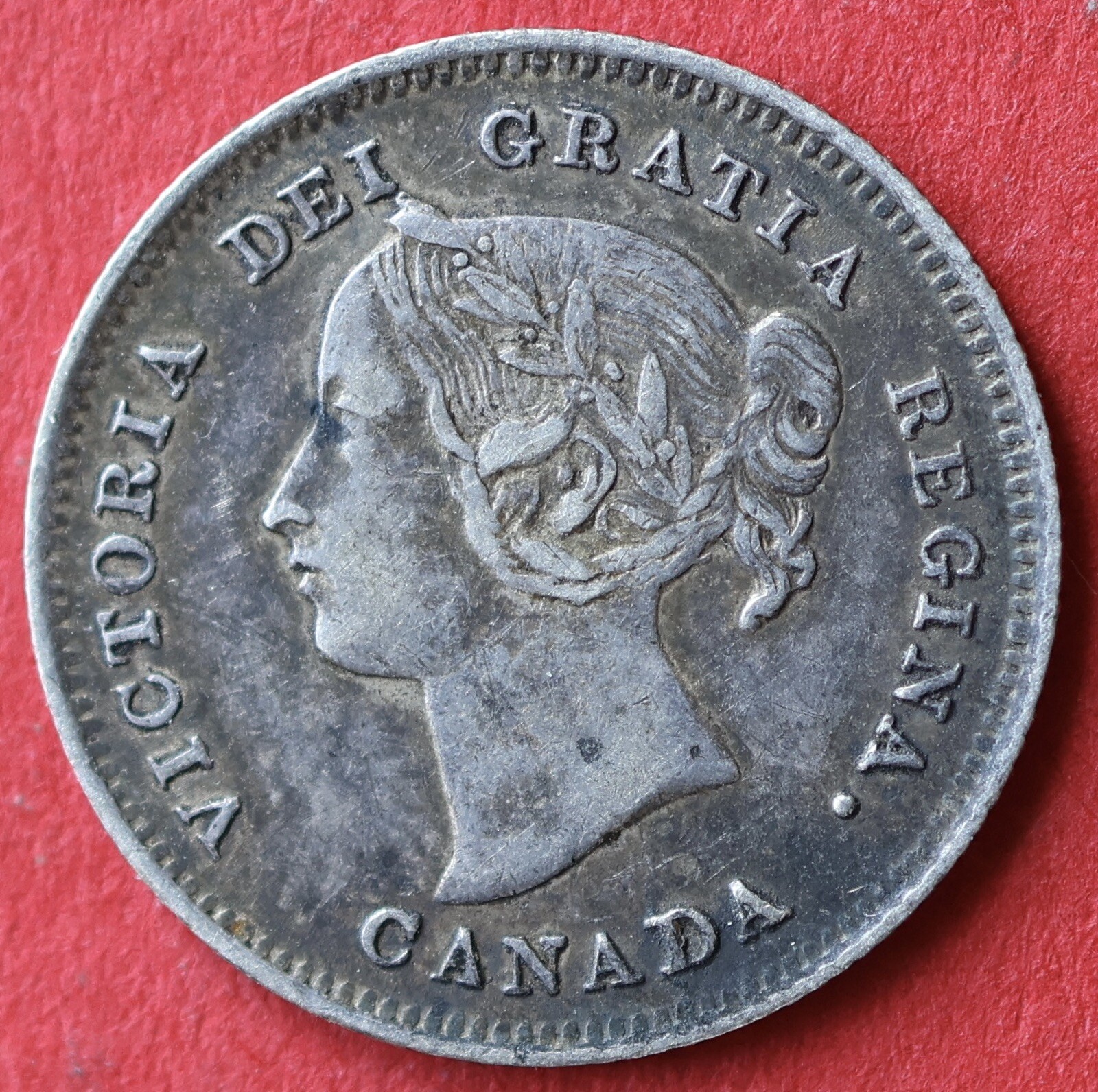 1900 Canada 5 Cents Round 00 - VF/EF - Lot#10660