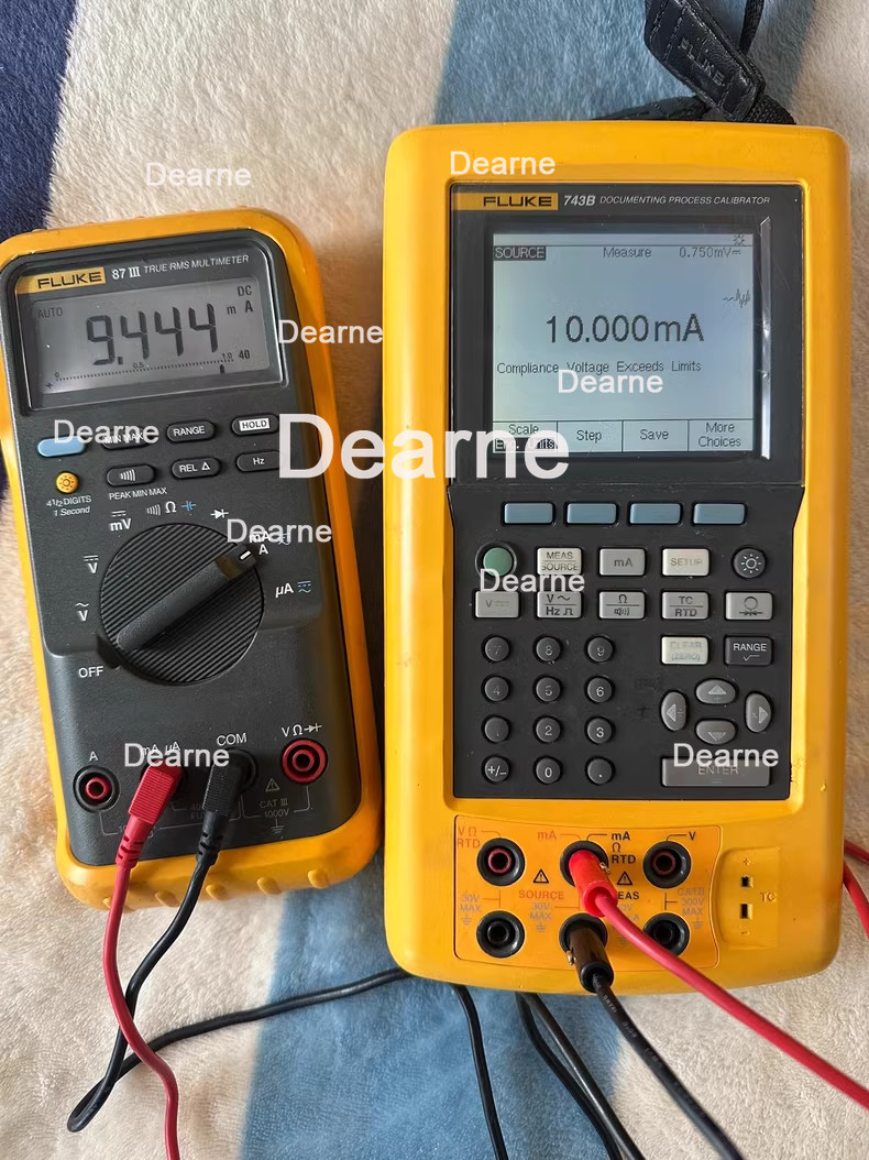 Fluke 743B Documenting Process Calibrator