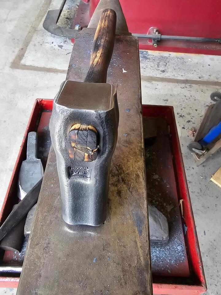 Blacksmith Doghead 2.5 lb forging hammer.