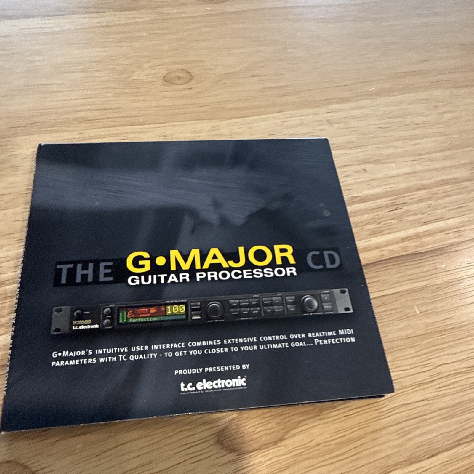 TC Electronics - G Major CD Guitar Ultimate Multi Effects Audio 28 Tracks
