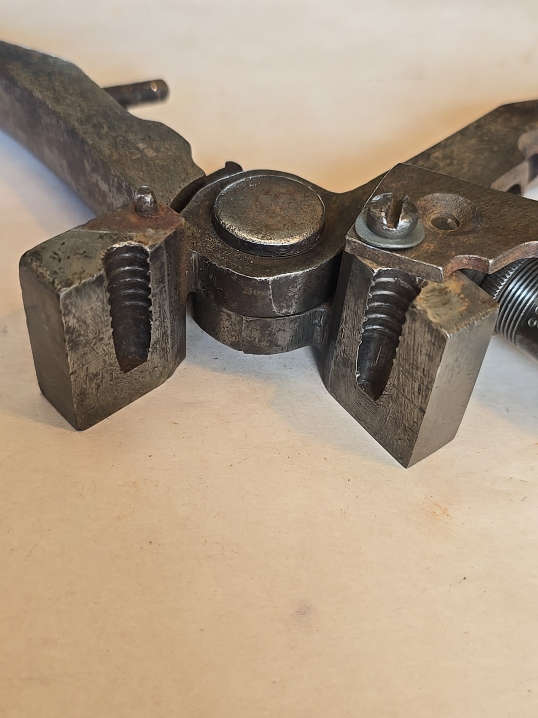 Vintage Ideal 32-35 Steel Reloading Tool Bullet Mold Combination Tool