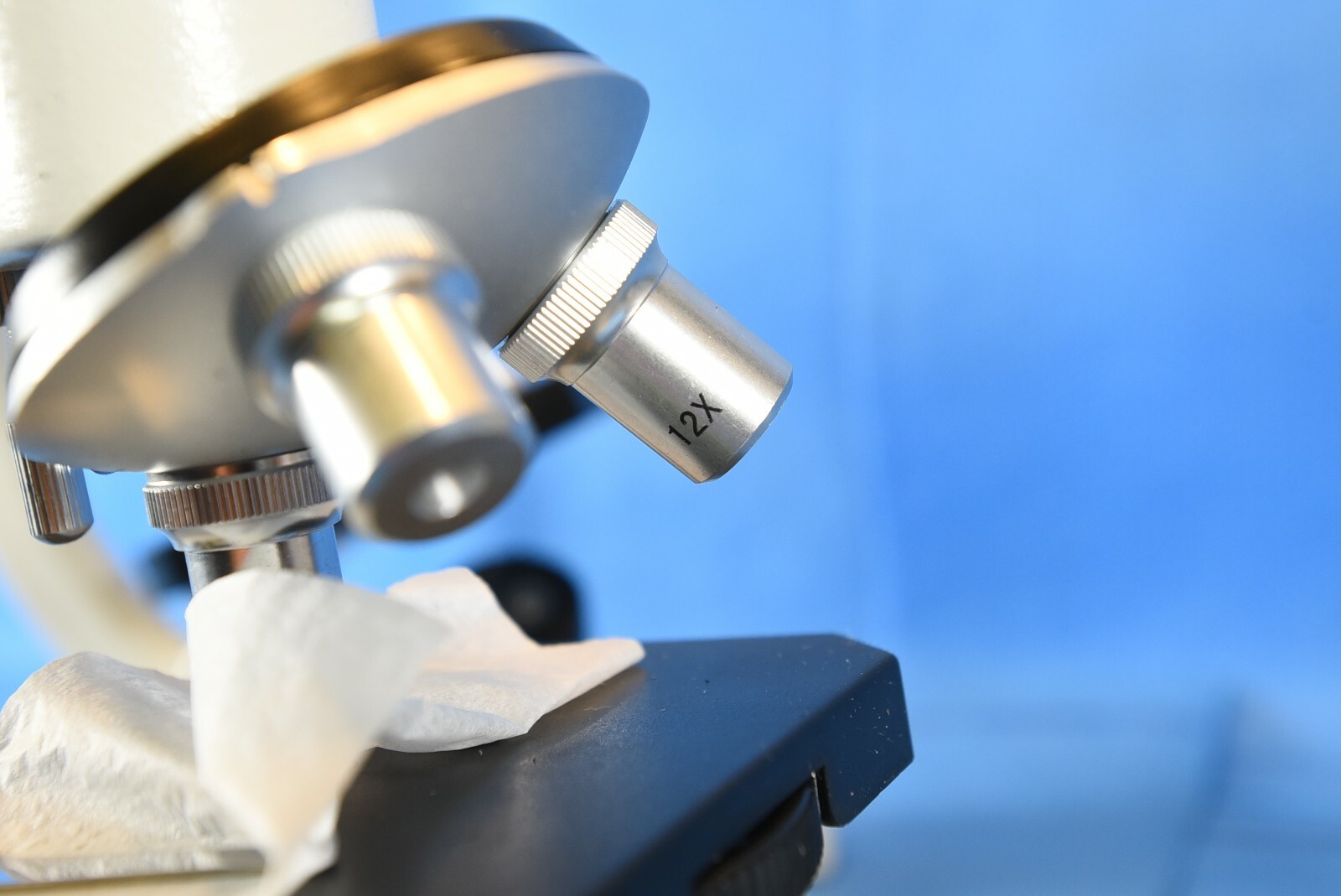 3 Microscopes