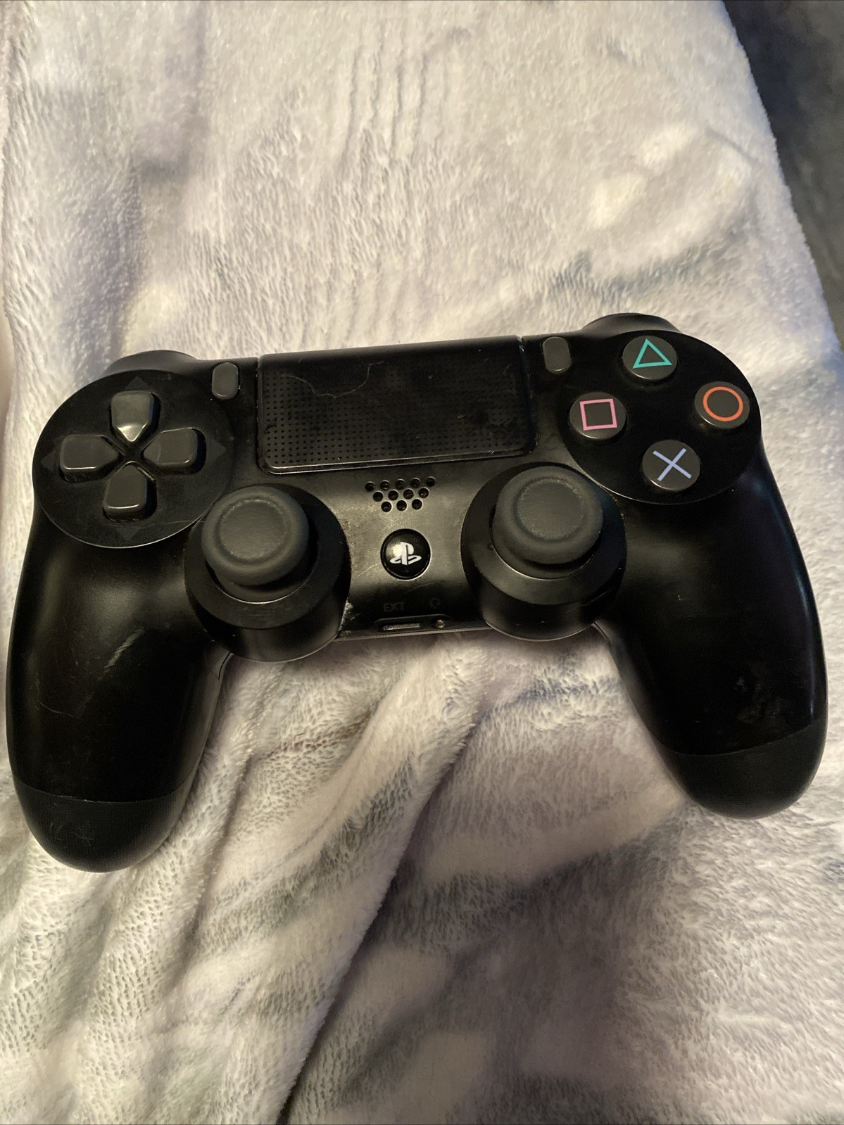 PS4 Slim & PS4. 2 Controllers ( 1 Wireless),2 HDMI CORDS, 2 Power Cords, 3 Games