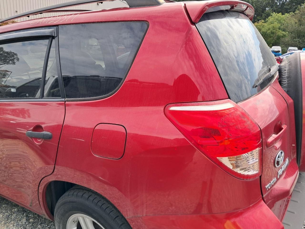 RAV 4 2007 Glove Box 4773989