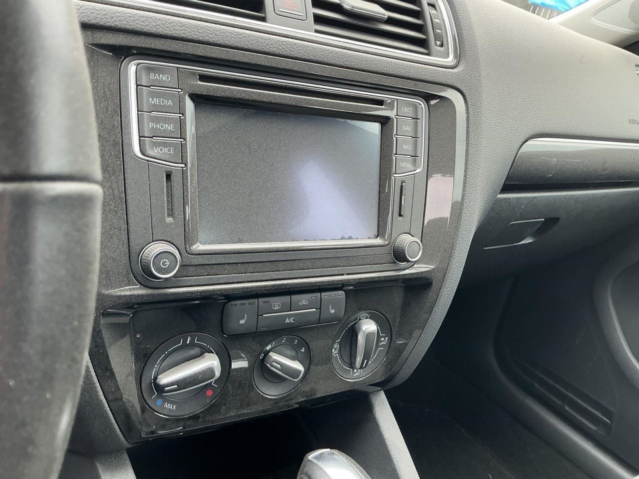 JETTA 2016 Glove Box 4984618
