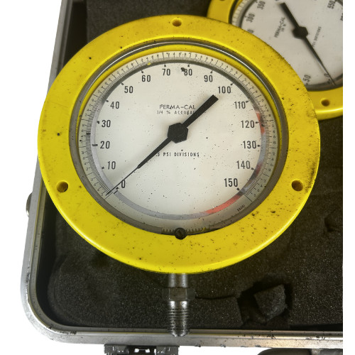 PERMA-CAL Process Gauges Set 3 Yellow Gauges w/Case industrial