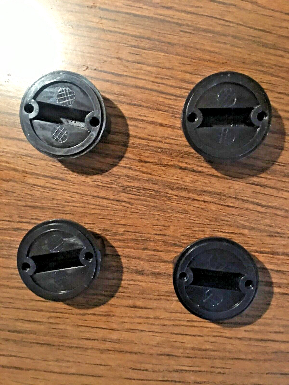 4 x Seaga Style Snack-Soda Vending Machine coin mechanism turn knobs.