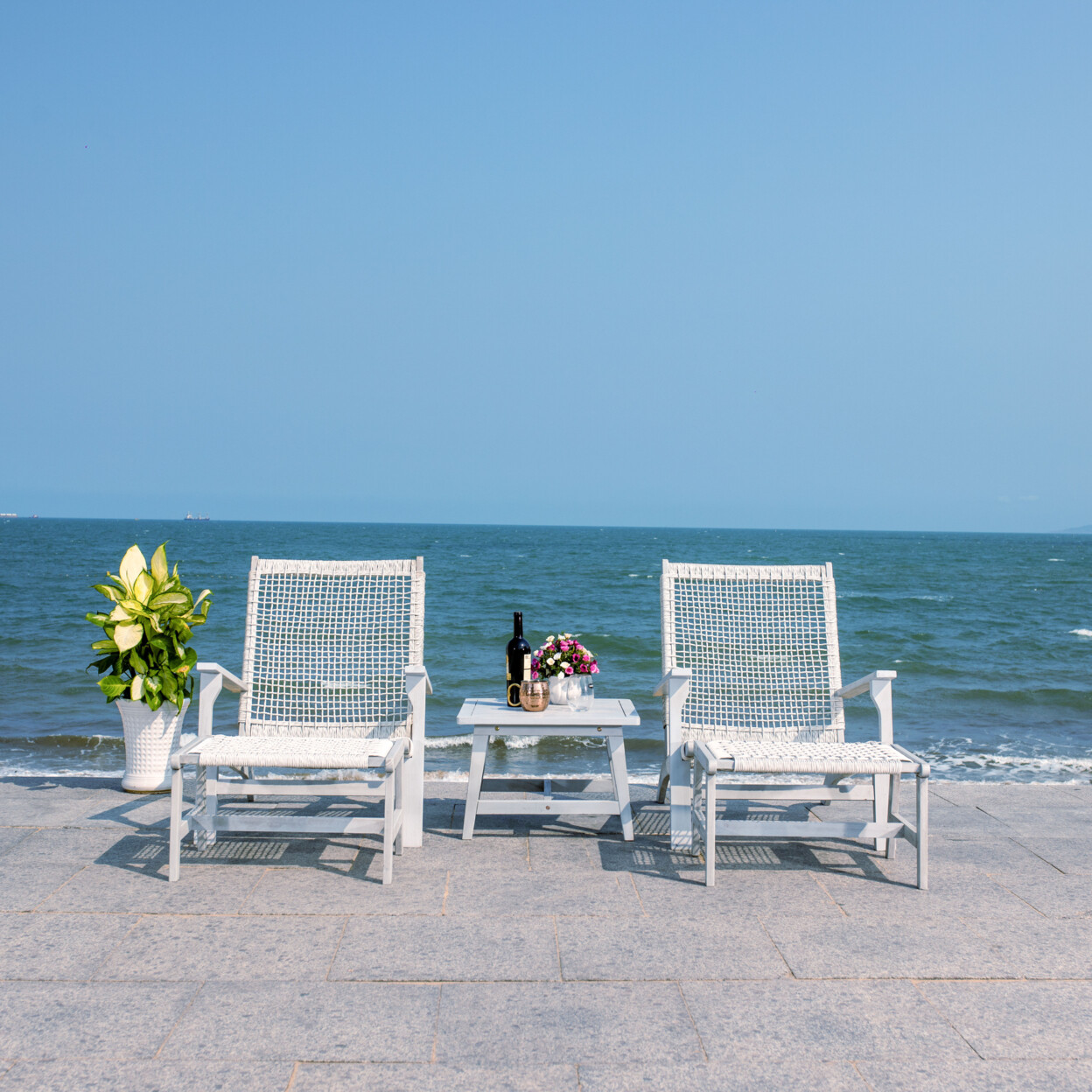 SAFAVIEH Outdoor Collection Chantelle Set | Grey / Grey |