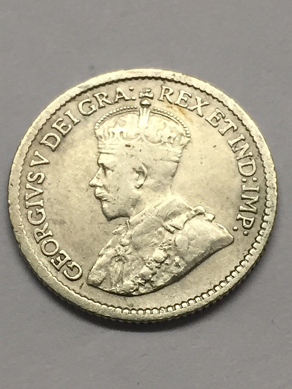 1916 Canada  5 Cent Silver VF+ #1713