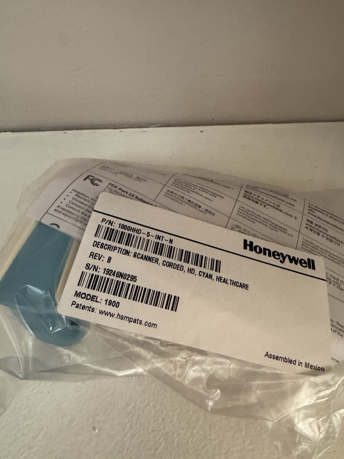 NEW Honeywell 1900HHD-5USB-A barcode reader