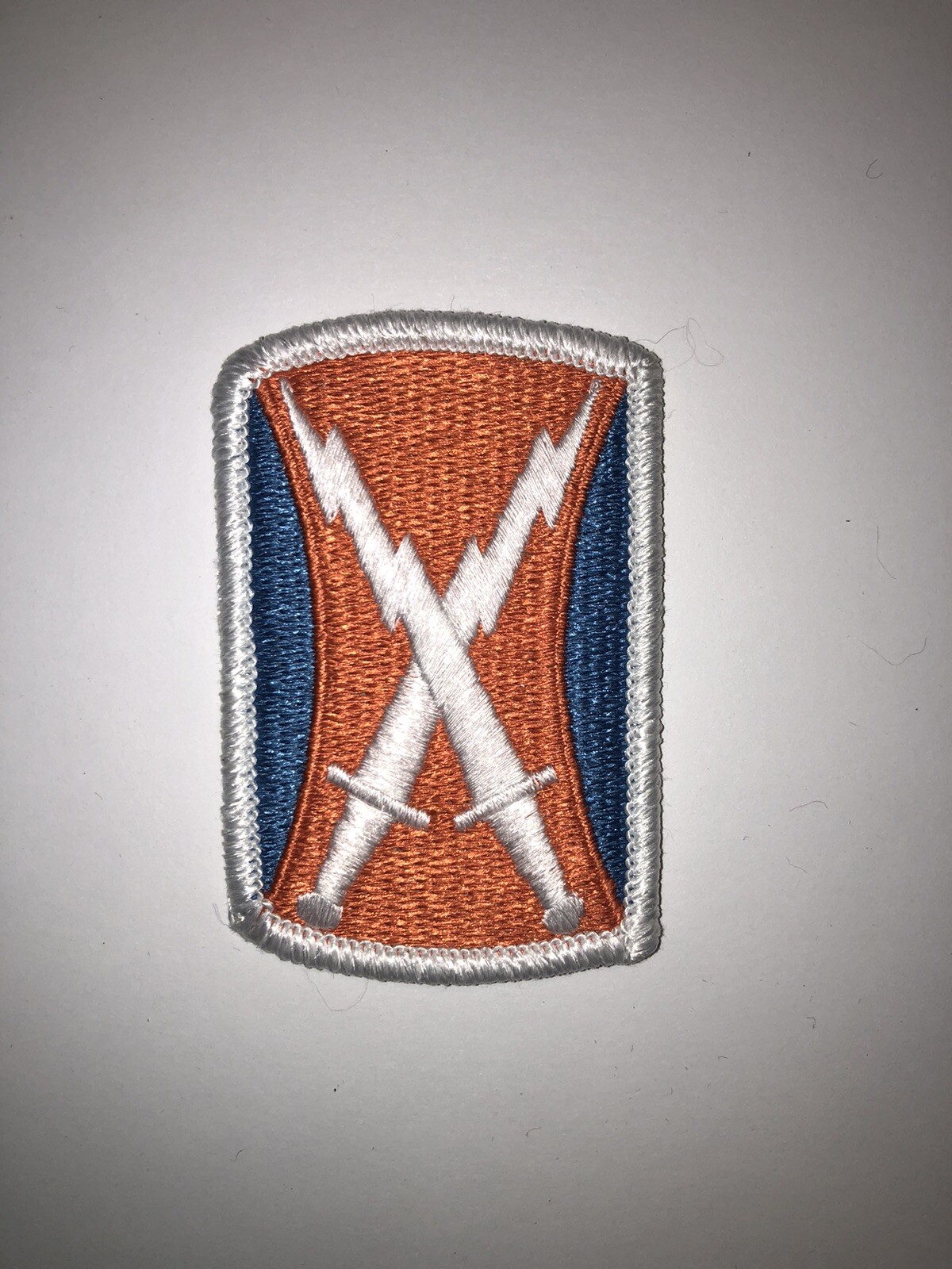 1109th  / 106th Signal Brigade U.S. Army Patch Insignia