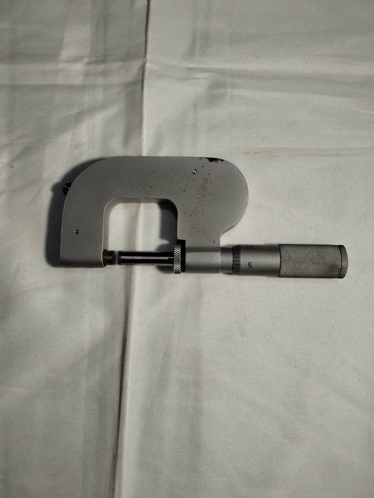Federal 200P-1 Indicating Micrometer with Case - read