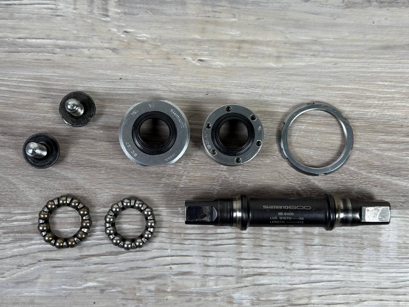 Shimano 600 68mm x 113mm BB-6400 Road Bottom Bracket - English  A2